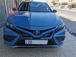 تۆیۆتا کامری